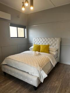 BEST Christmas Getaway! Book Now! - 9