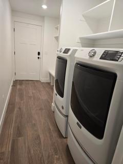 New spacious 2 bedroom apartment - 4