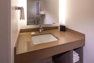 Hyatt House Seattle Downtown - 3