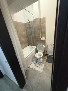 Vitan Deluxe Two-Bed Suite - 9