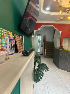 KING HOSTEL by Global Inn - 5