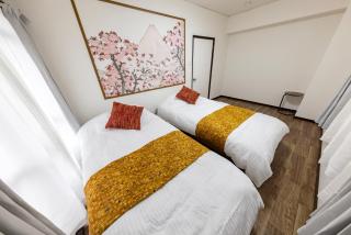 Namba Kuromon House 701 - 4