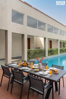 StayVista at Villa Lemonade with BBQ & Bonfire - 6