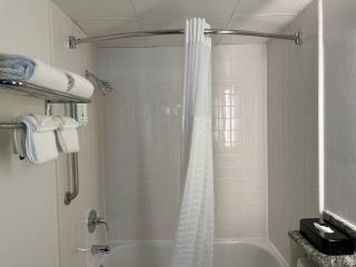 Quality Inn & Suites Everett - 5