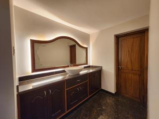 Abida Mansion 4BHK Near MCP Convention Centre IJK - 9