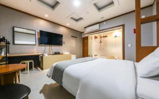 천안 호텔 하루 - 1