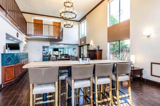 Quality Suites Paducah I-24 - 9