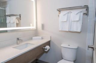 Quality Inn & Suites - 4