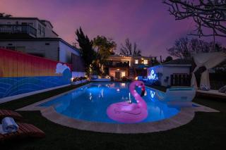 Stunning Paradise Villa: Pool–Game Room–BBQ - 3