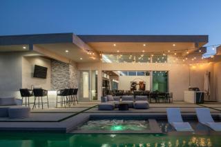 Mercury @ Elemento49 Pool Spa Sleeps 16 - Desert Groves Mobile Home Park - 9