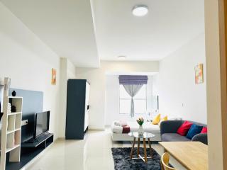 Pinovahome Sunrise Cityview - 2