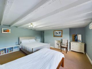 Seascape Heights Whitby - 2