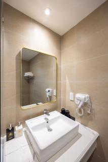 Khách sạn Royal Phú Quốc 2 - 5