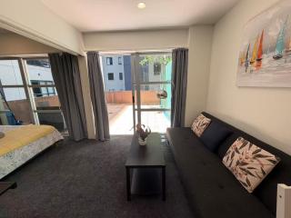 Modern 1-Bedroom Apartment,Large Balcony, CBD - 4