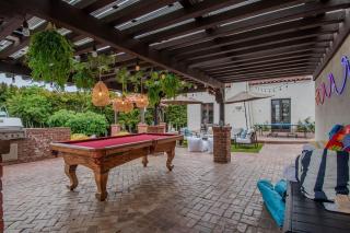 Epic Resort Villa: Pool Spa Firepit View Games - 3