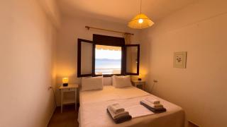 Alekos Beach Houses-Waters Edge - 4