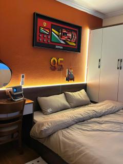 Mc Queen - 504 Nguyễn Khang - Amoureux Homestays - 3