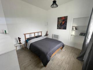 Studio Cosy avec déco artisanale unique - 9