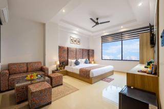 Noida business suites 141 - 9