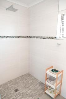 Abalone at Hermanus Reefs - 8