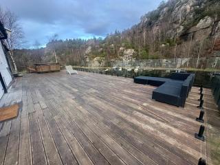 Aurora Bliss - Luxury Waterfront Apartment near Bergen with Sauna & Jacuzzi - 7