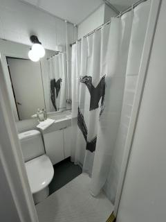 1-BD in the Heart of the City - Free Parking - 1