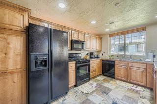 Foxpoint Cottage townhouse - 1