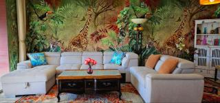 Fairyhouse on the Lake - Next to Beach Resort with Pool & Lake in Heart of Mandurah - 8