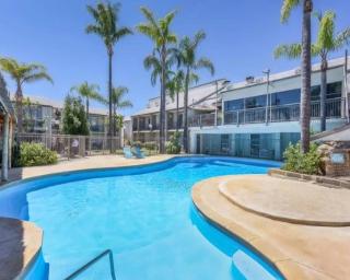 Poolside Coastal Escape: Walk to Beach, Tennis! - 0