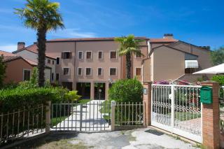 Ampio quadrilocale con terrazzo a Numana - N212 - 0