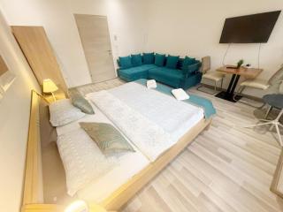 Chic 1BR Apt Near Biggest Amusementpark of Vienna - 0