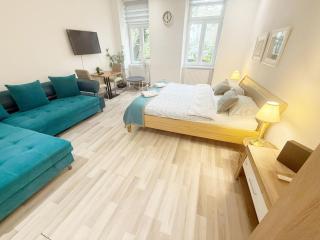 Chic 1BR Apt Near Biggest Amusementpark of Vienna - 4