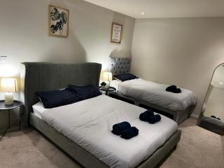 Leeds City Centre - Modern Apartment - Sleeps 4 - 6