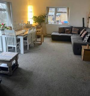 Cosy beach getaway on edge of South Downs - 3