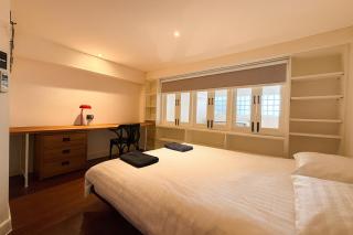 ModernSpacious-5 Min Walk BTS Ploenchit-Central World - 1