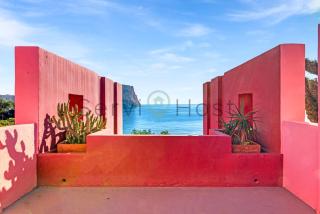 Breathtaking Loft La Muralla Roja, WiFi, 2BR - 1