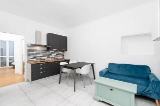 Semplice alloggio comodo a tutti i servizi - 0