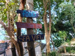 Island Life Bungalows - 5