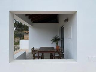 Global Chill Farm Loft - 9