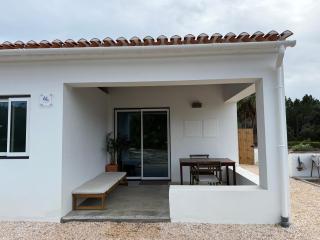 Global Chill Farm Loft - 1