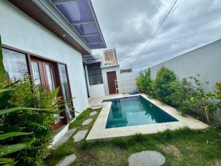 Elegant Jaden Villa Cemagi - 0