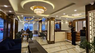 Royal Chamber Rooms Restaurant & Rooftop Bar - Near Pashupatinath & Airport - 6
