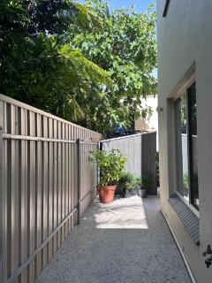 Stylish Home Near Adelaide Showground - 5