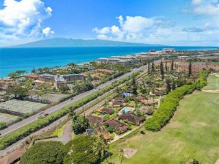 International Colony Club 37 · ICC 37 Remodeled Hawaiian Cottage - 5