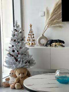 Luxury 1BR Apartment with Burj Khalifa&Canal view - 5