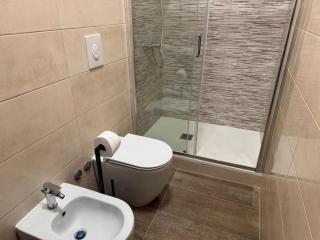 B&B ANNUNZIATA-Vicino all' Ospedale Civile dell'Annunziata e alla Clinica Scarnati, a due passi dall'Ospedale Mariano Santo,Siamo nel centro di Cosenza con facilita' di parcheggio e servizi vari - 2