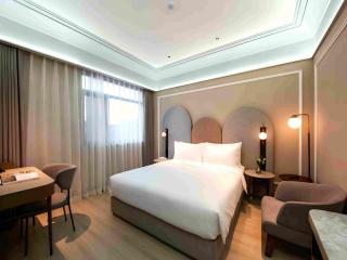 Mercure Qingdao Downtown - 1