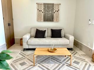 Estudio 104 en Distrito Puerto - 6