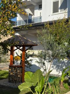 Guest House White Villa - 5