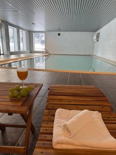 Relaxing Retreat - Pool and Sauna - 0